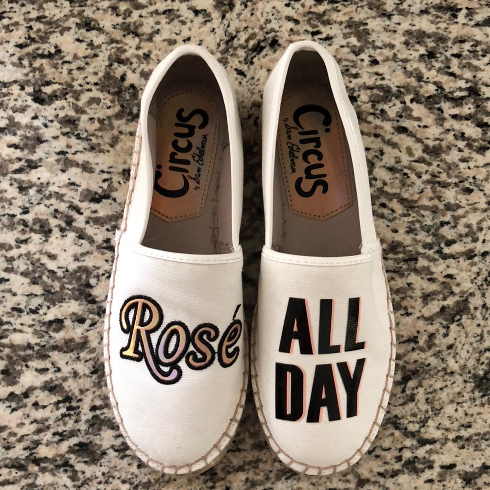Woman shoes